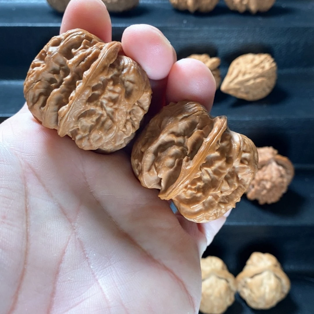 桃核把件原生态山地方块微修43