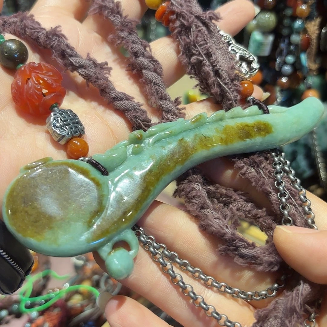 翡翠未镶嵌颈饰原创