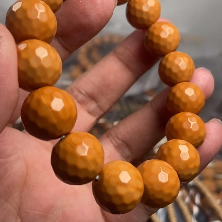 猴头核桃吊坠今天