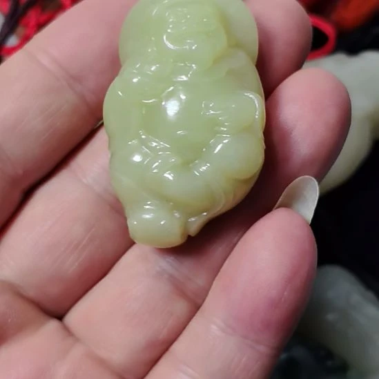 西***蛋和田玉未镶嵌颈饰