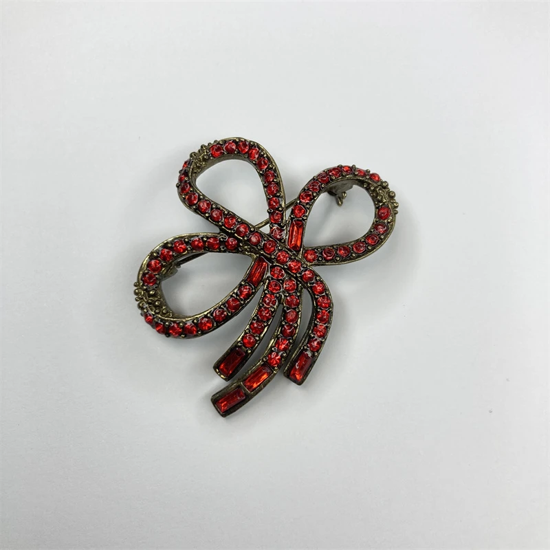 合金胸针 红色蝴蝶丝结胸针1-18【2061213-036】