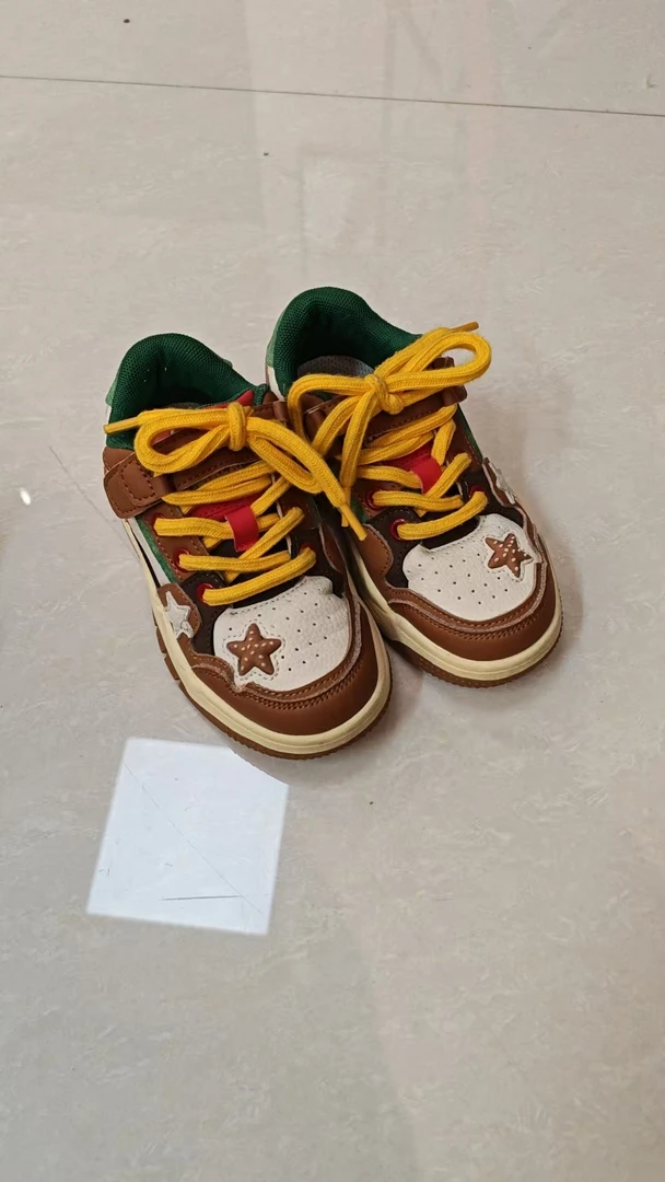 【2025年开学季】0708 运动休闲板鞋男女童时尚乌市发货百搭冬季