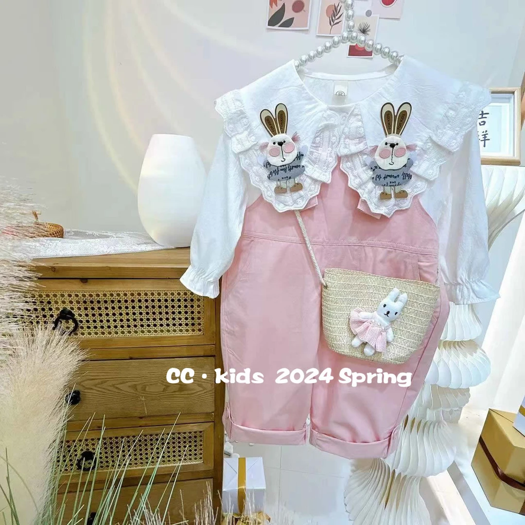 3222儿童春款韩版小兔乖乖韩版大耳背带裤+花边娃娃领衬衫两件套