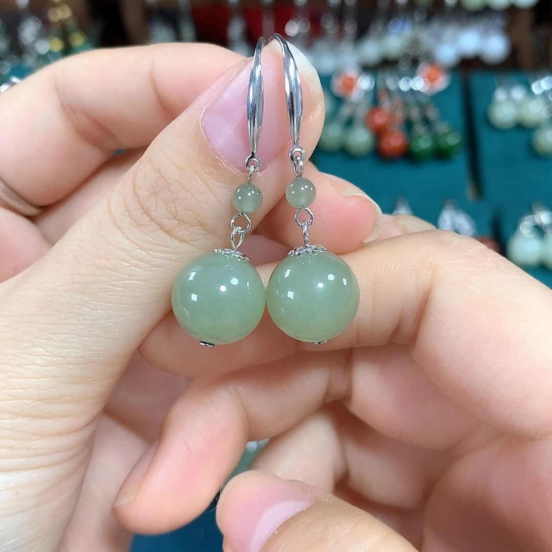和田玉银S925镶嵌耳饰小*花天然的卡12mm左右