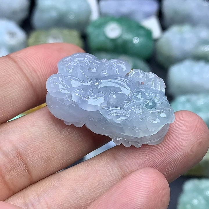 翡翠未镶嵌颈饰天然缅甸翡翠貔貅吊坠