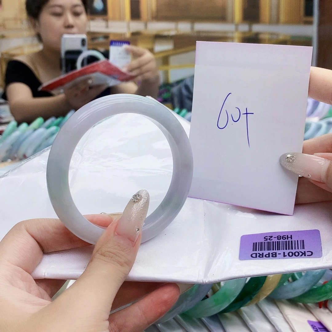 翡翠手镯未镶嵌000998877666666
