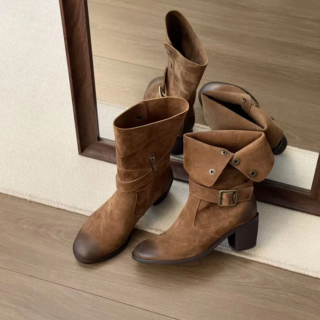 HUSSLOVE 牛反绒·跟高6.5CM·复古擦色皮带扣翻领磨砂西部风中筒靴