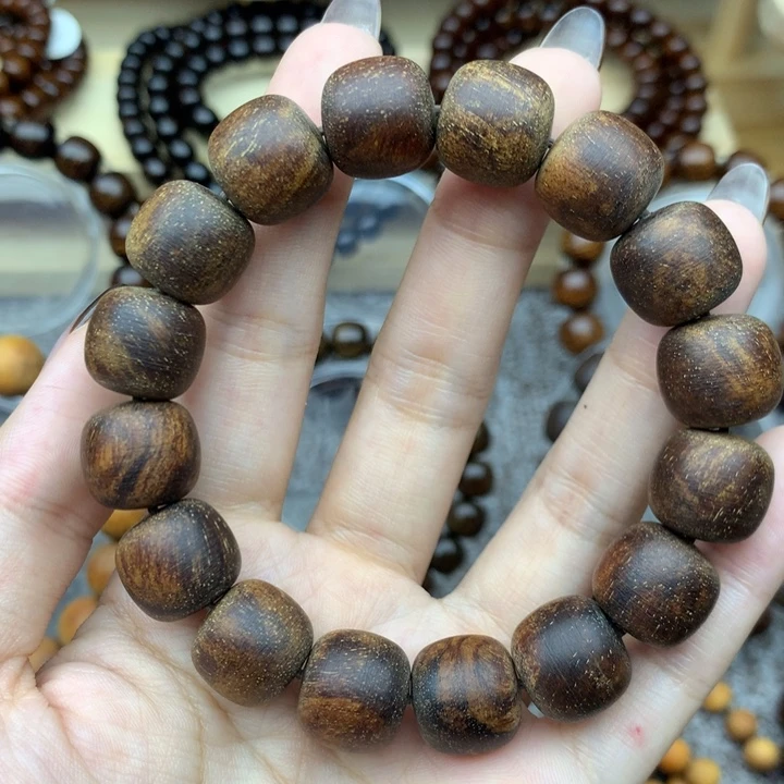 贡木碧**波巴布亚13/14黑冰瘤疤