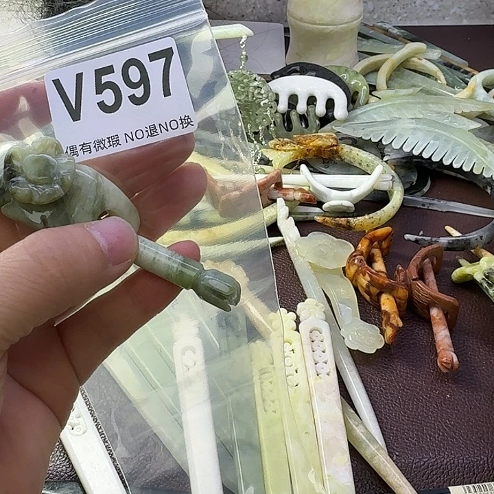 蛇纹石玉合金发饰不****气