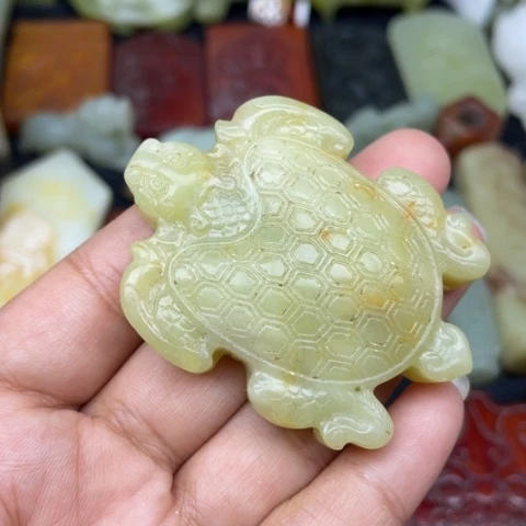 蛇纹石玉未镶嵌颈饰103