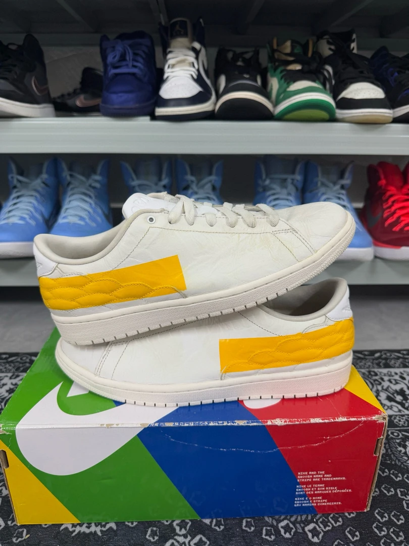 99新 maje 43码/aj1low金黄休闲鞋/二手正品/穿两次