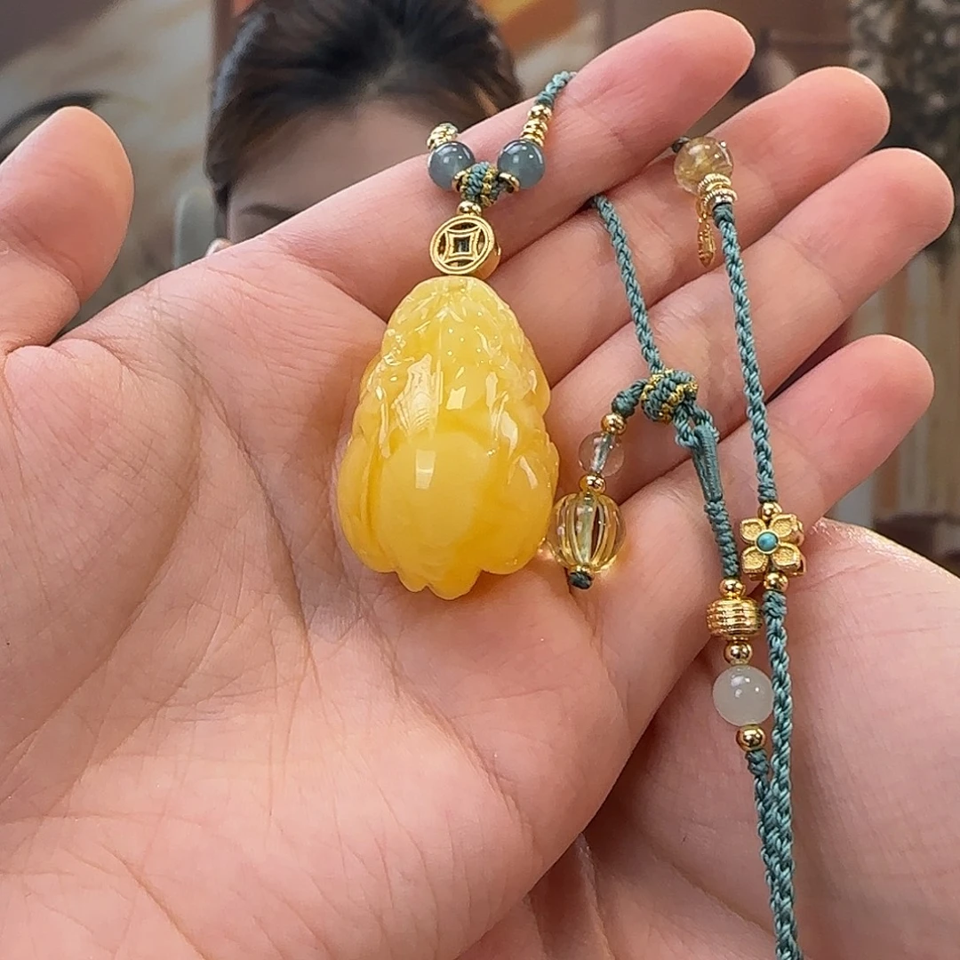 蜜蜡未镶嵌吊坠(赠链)