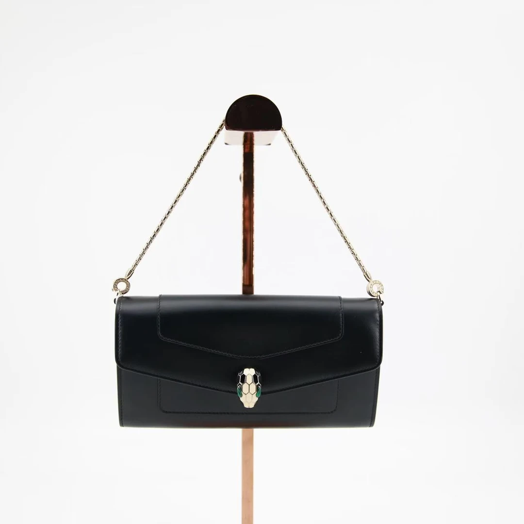 95新 BVLGARI/宝格丽 GGS蛇头woc链条包黑色牛皮单肩包 71690353