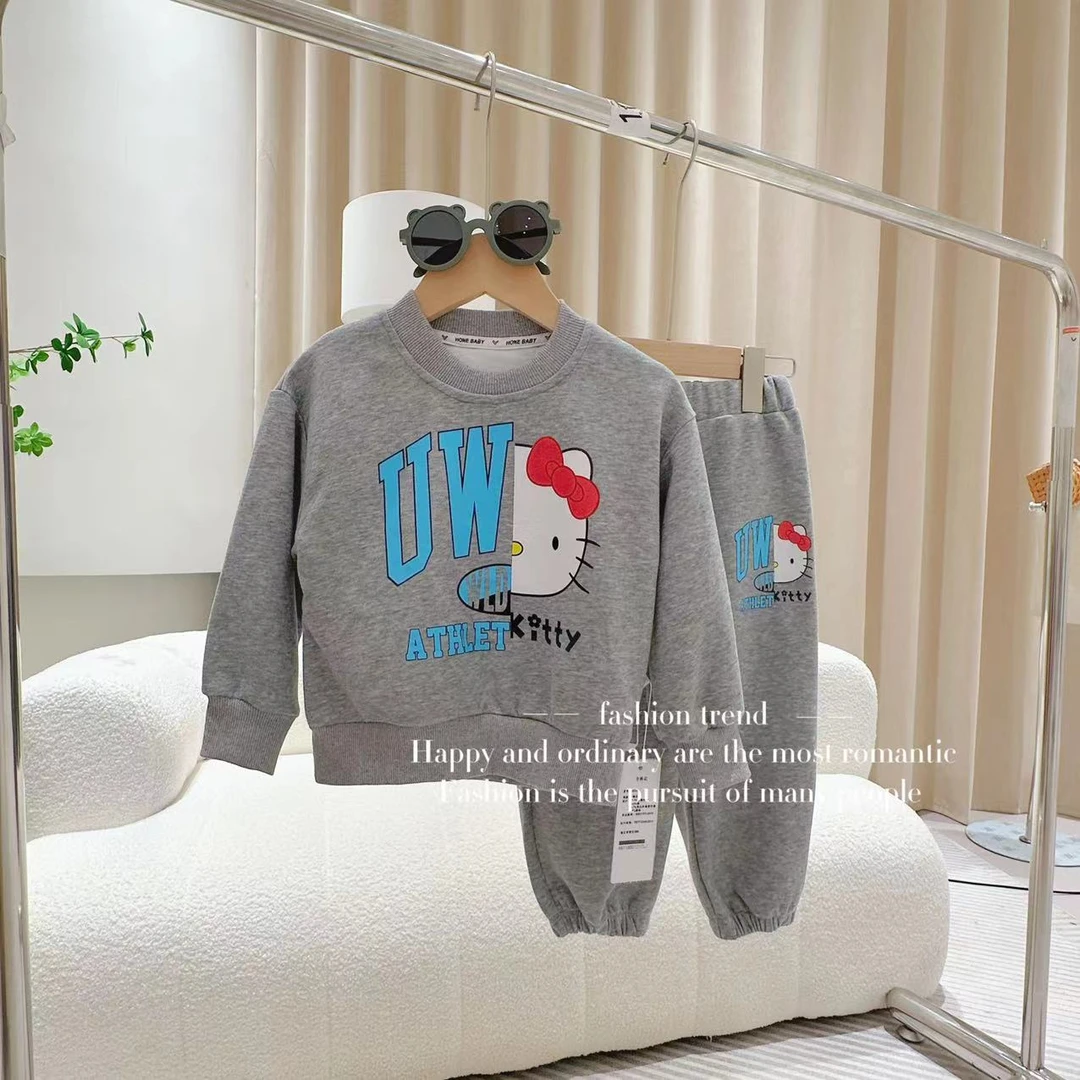 28052套装圆领卫衣卫裤炸街时髦女童卡通可爱百搭Hollekitty