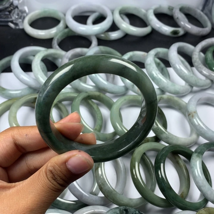翡翠手镯未镶嵌19号