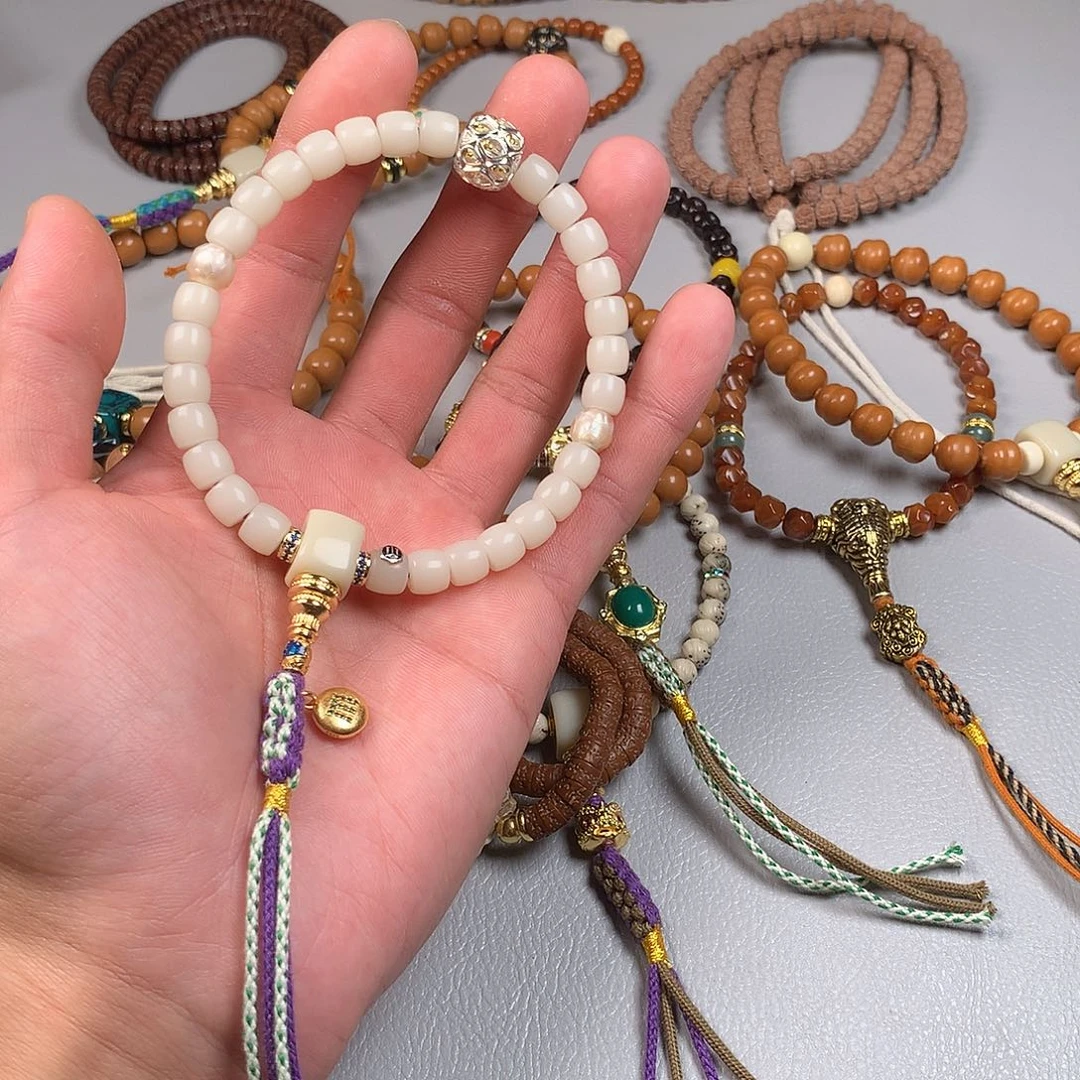 吊坠菩提根/象牙果。。。。。。。。。