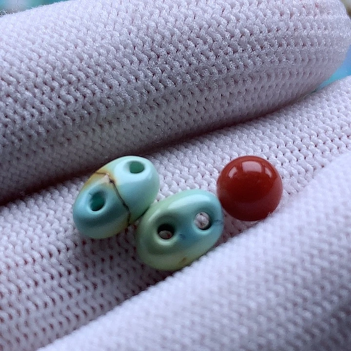 南红玛瑙未镶嵌珠宝奇石