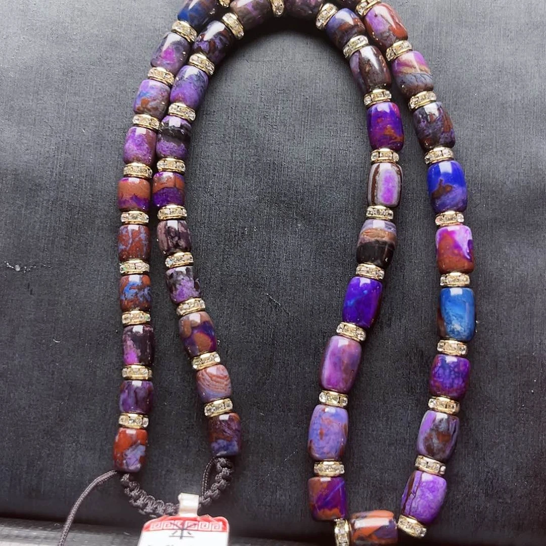 未镶嵌苏纪石（舒俱来）颈饰