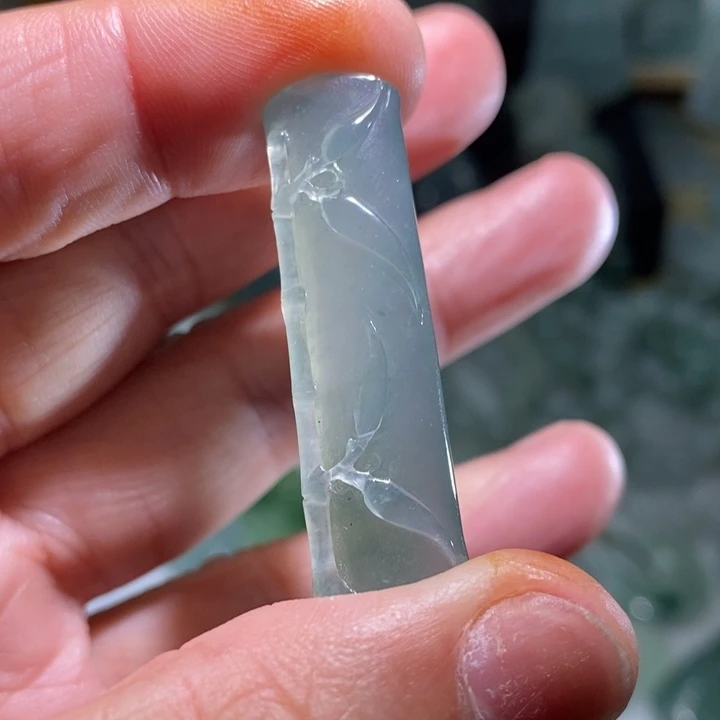 翡翠未镶嵌颈饰天然翡翠