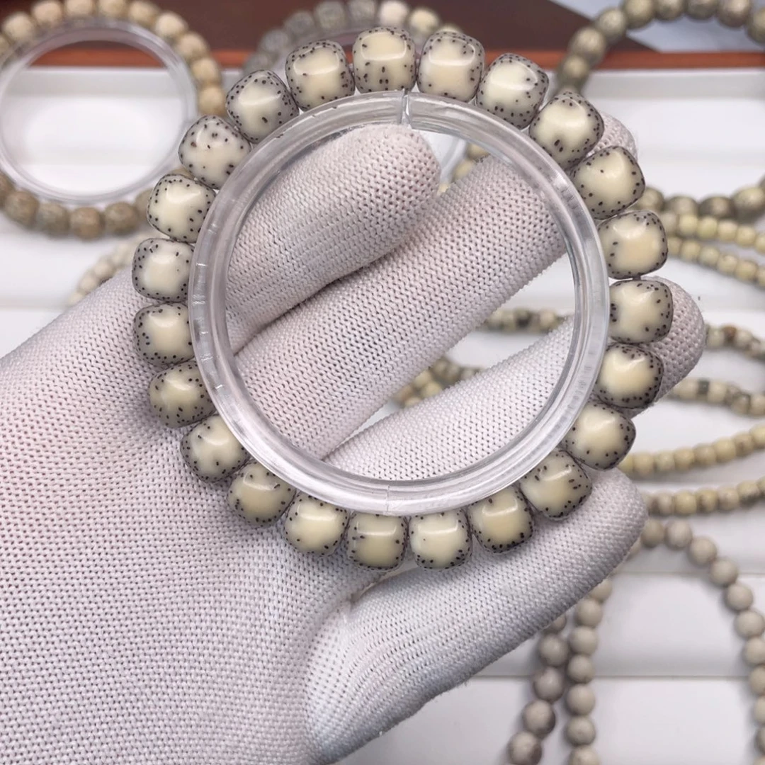 手串星月菩提糯冰石玉料半壁侧留白10x9