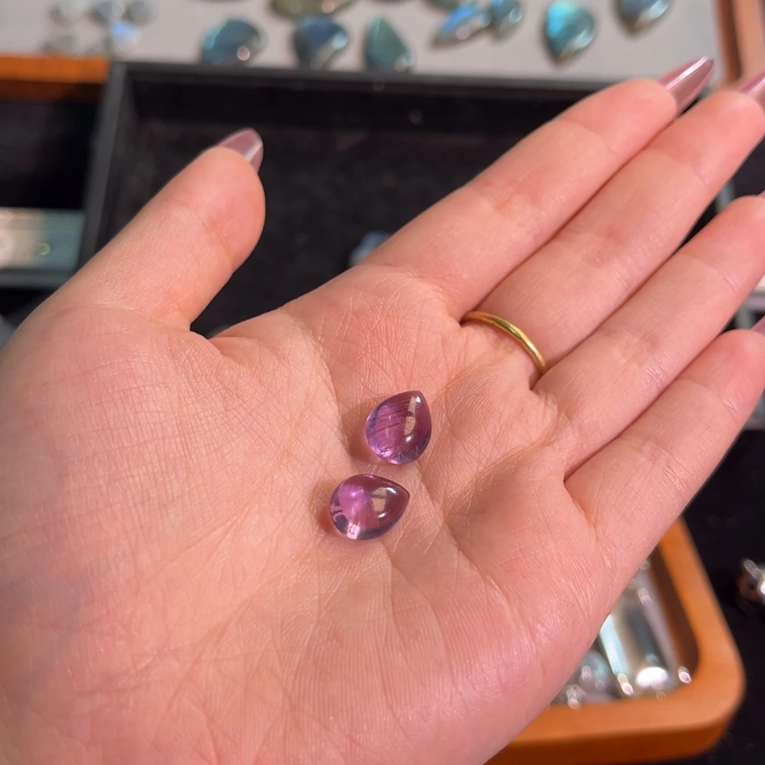 拉长石吊坠未镶嵌有****.