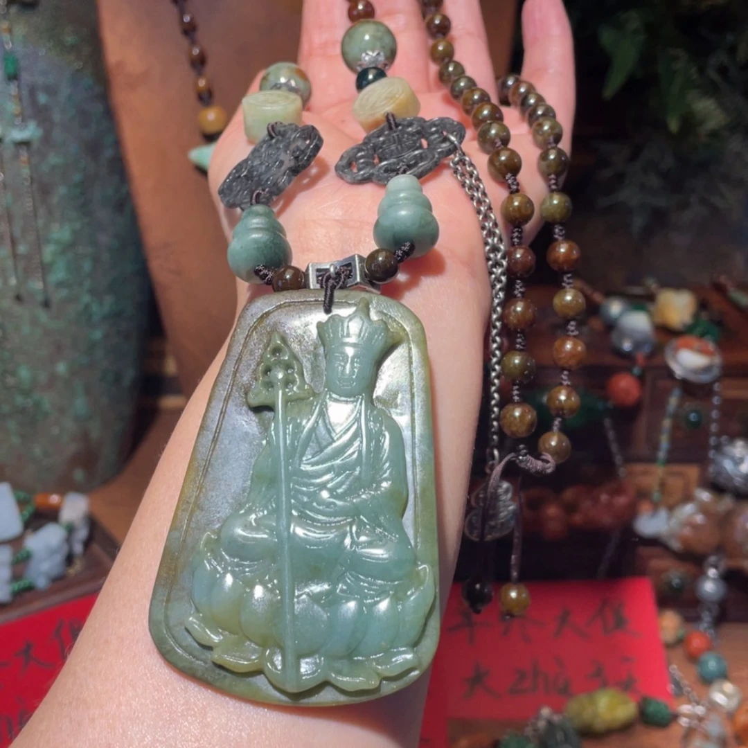 【闪购商品】吊坠(赠链)未镶嵌翡翠