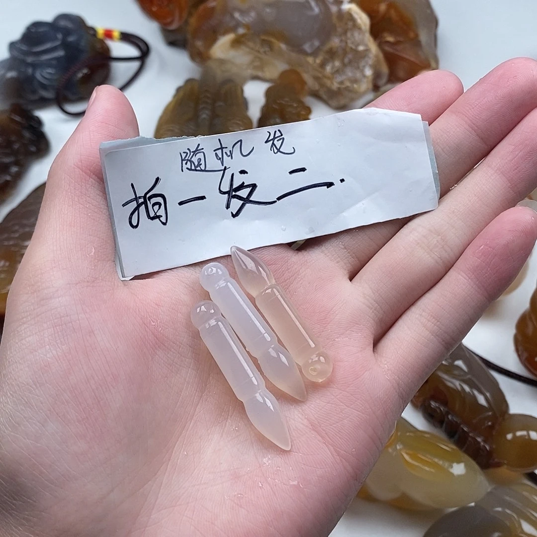 玛瑙/玉髓未镶嵌颈饰