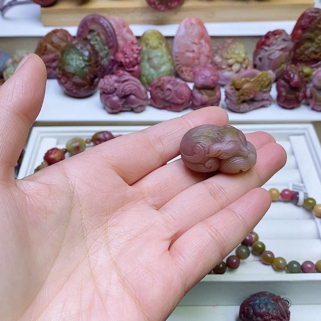 玛瑙/玉髓盐源玛瑙吊坠未镶嵌