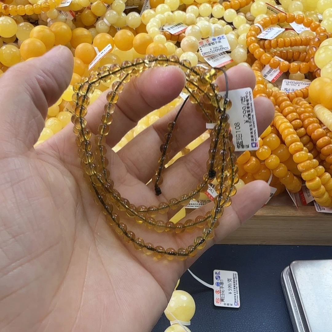 未镶嵌琥珀珠宝奇石