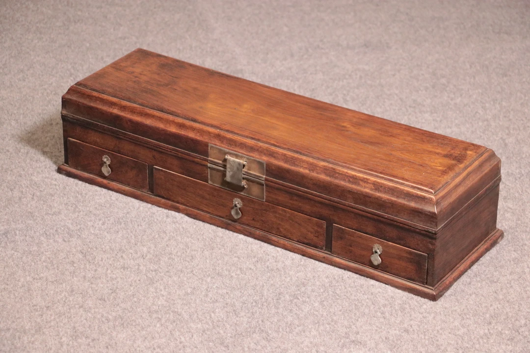 木盒一个，不包邮