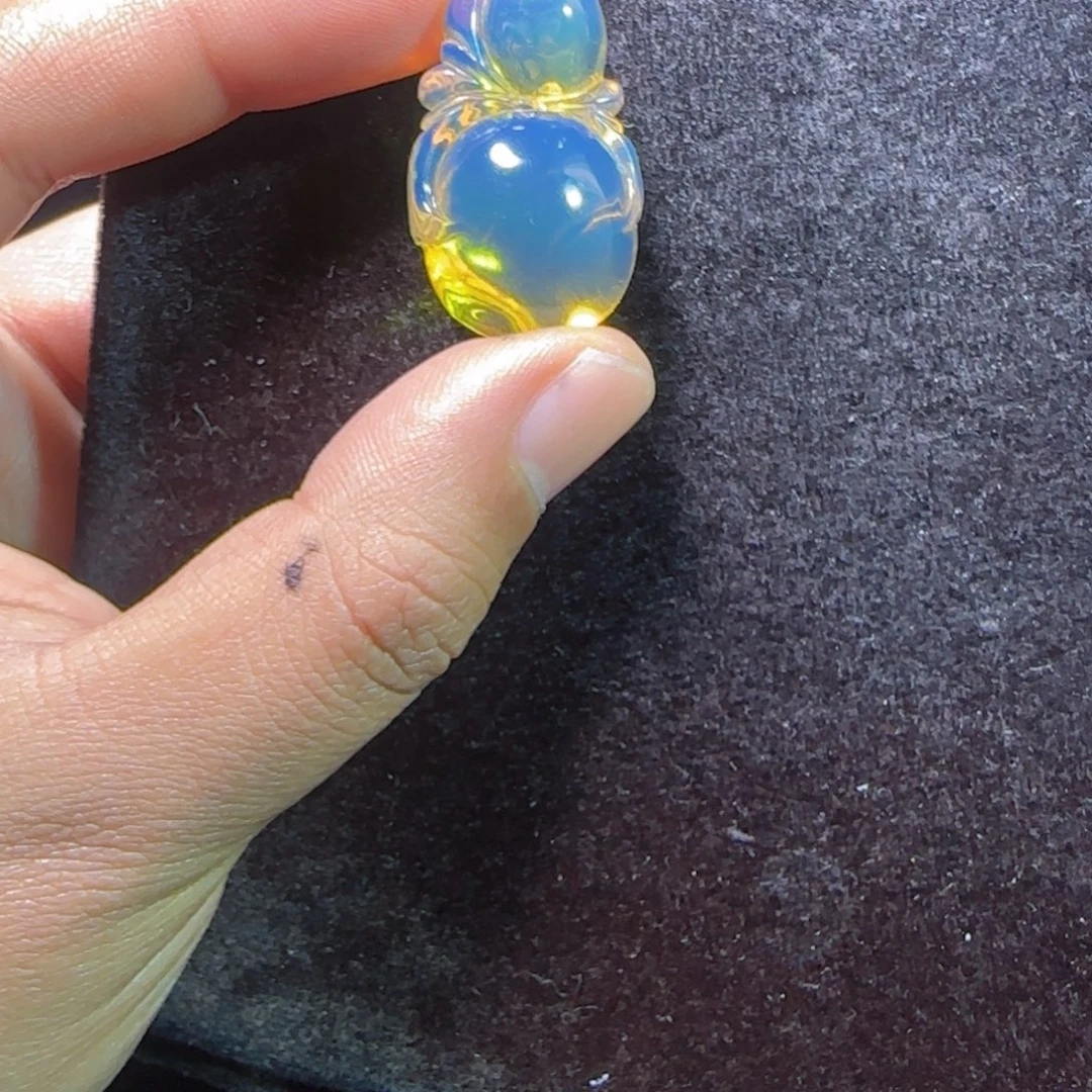 琥珀未镶嵌裸石姑婆