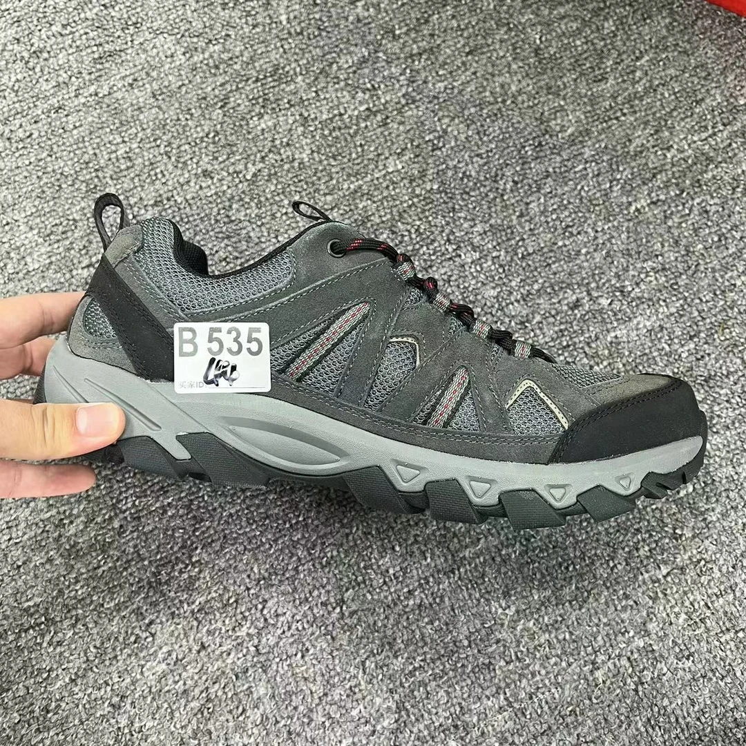 3号上新款男女高端户外休闲鞋 B535