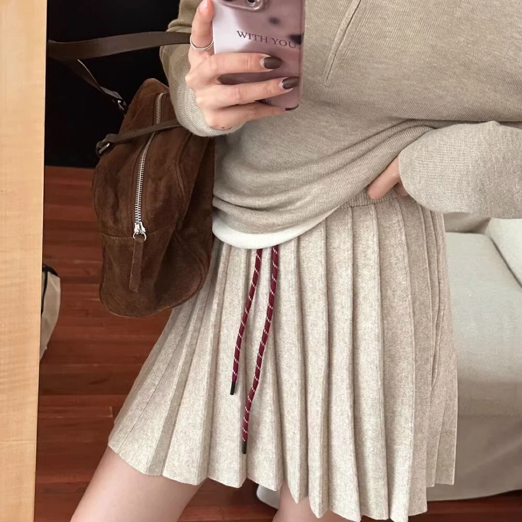 松紧腰辣妹减龄红彩色抽绳百褶短裙女秋休闲a字洋气质半身裙