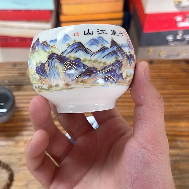 孤品茶具套装等。
