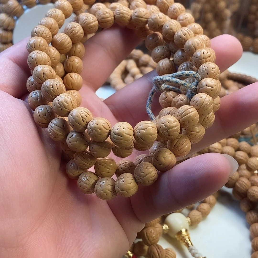 金***昱桃核吊坠11111111111