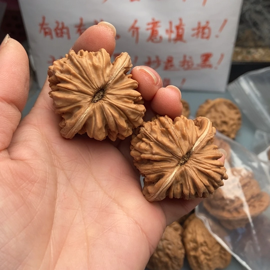 文玩核桃吊坠霍*灬四座楼17
