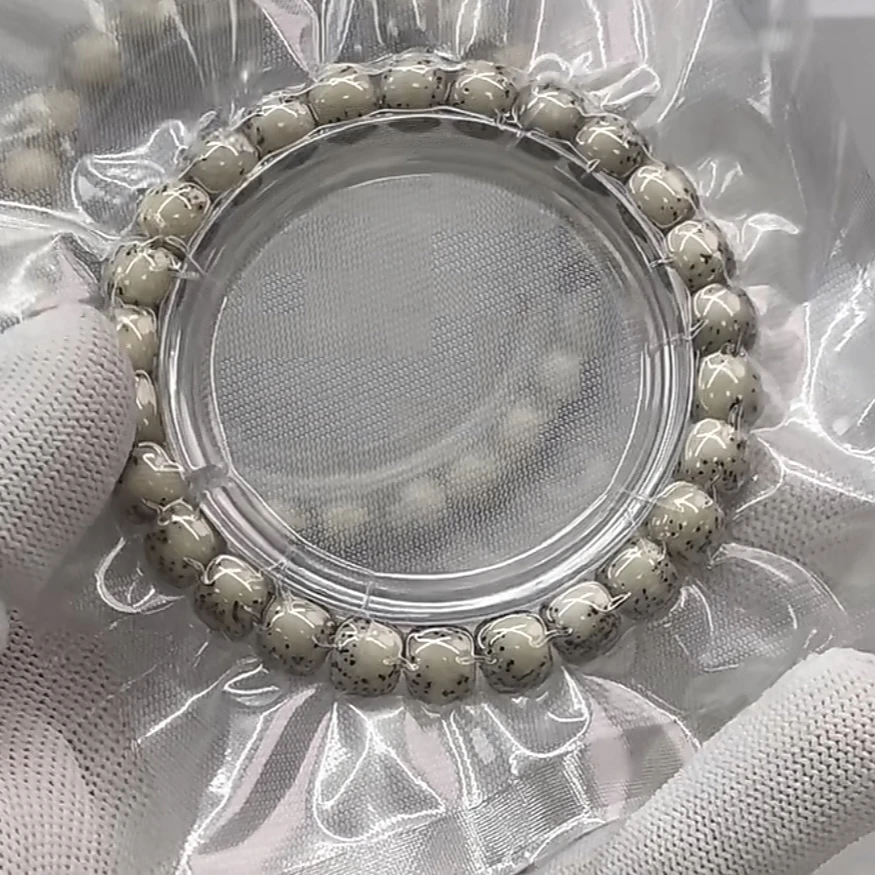 159/ 石玉料绿背河豚星月菩提手串 9*8mm