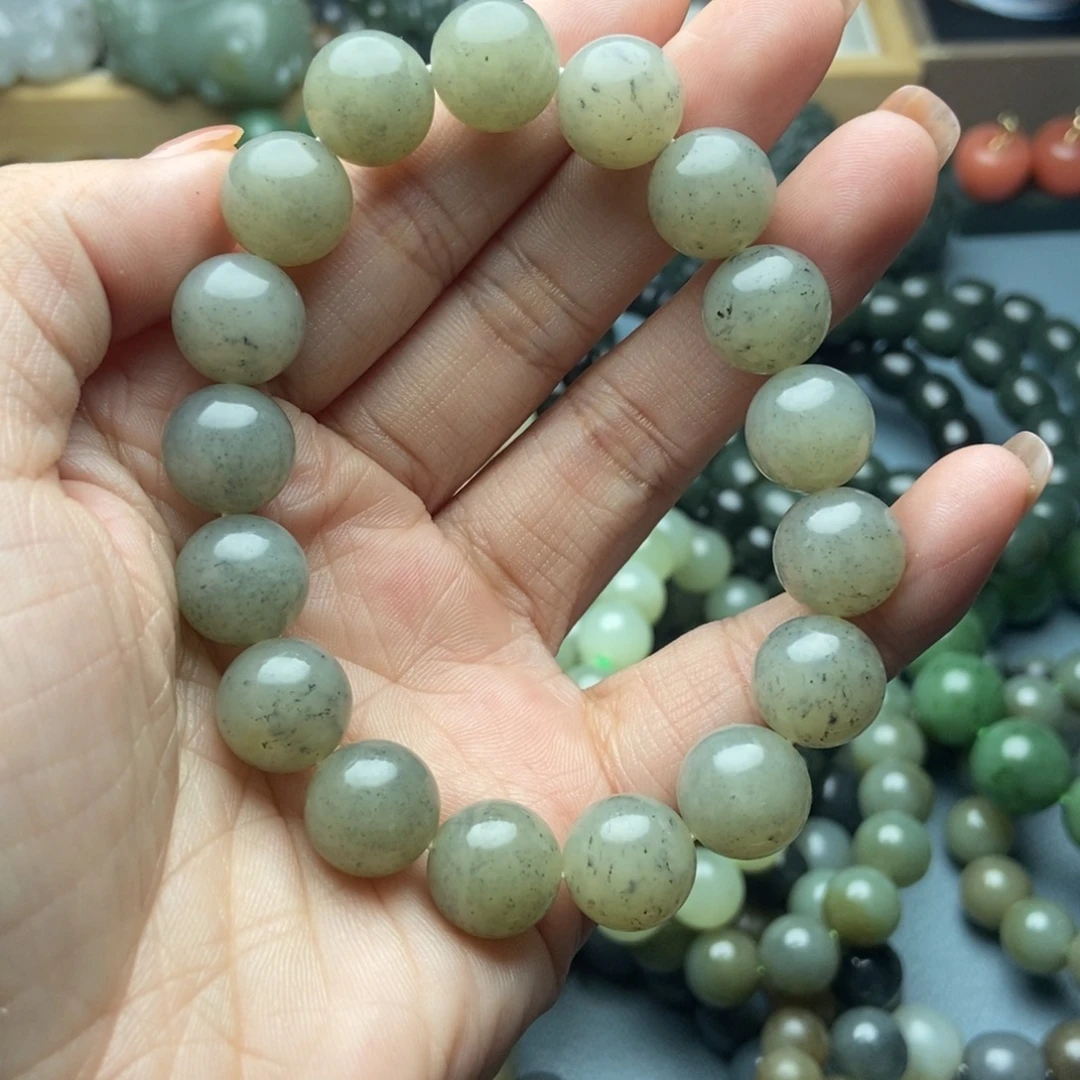 和田玉未镶嵌手串