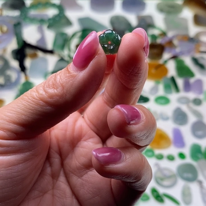 翡翠未镶嵌挂件天然翡翠