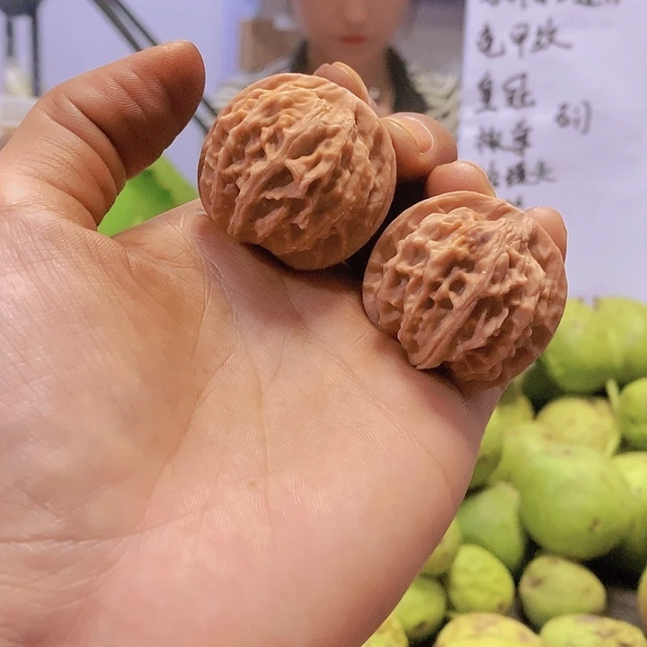 【闪购商品】把件核桃37天地
