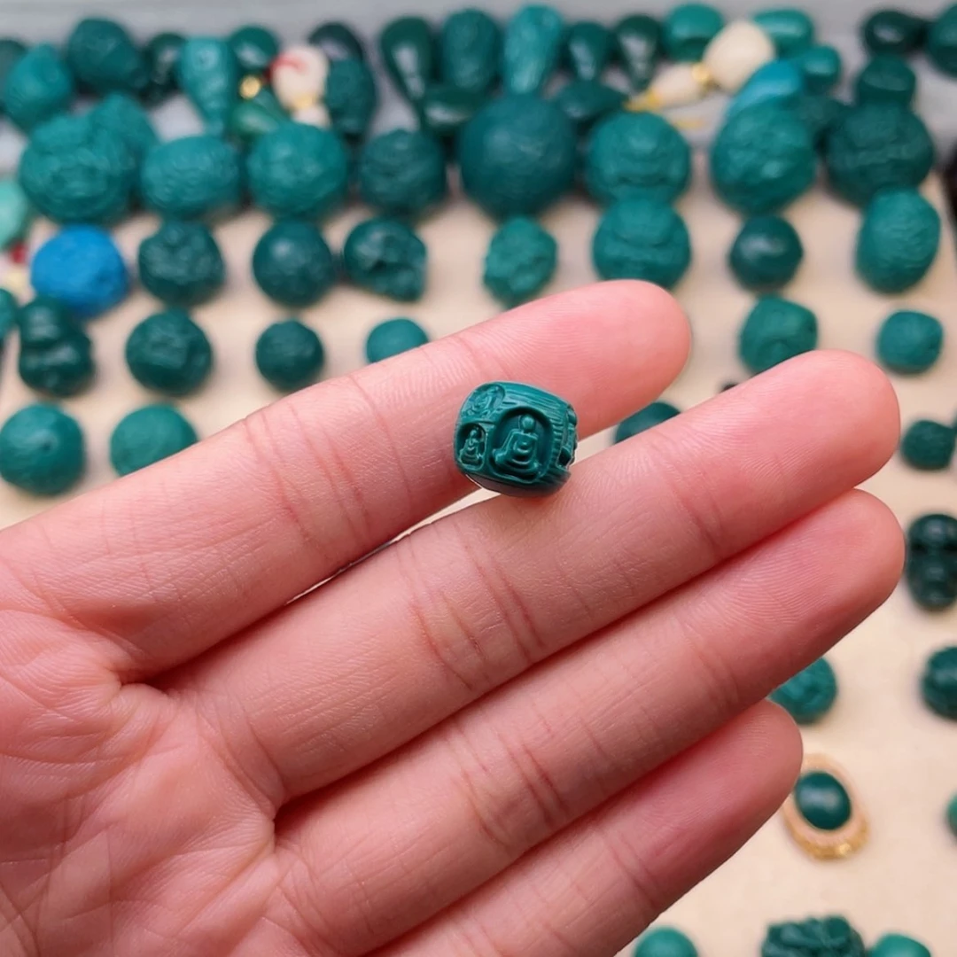 【闪购商品】玻璃颈饰12尺寸无相佛