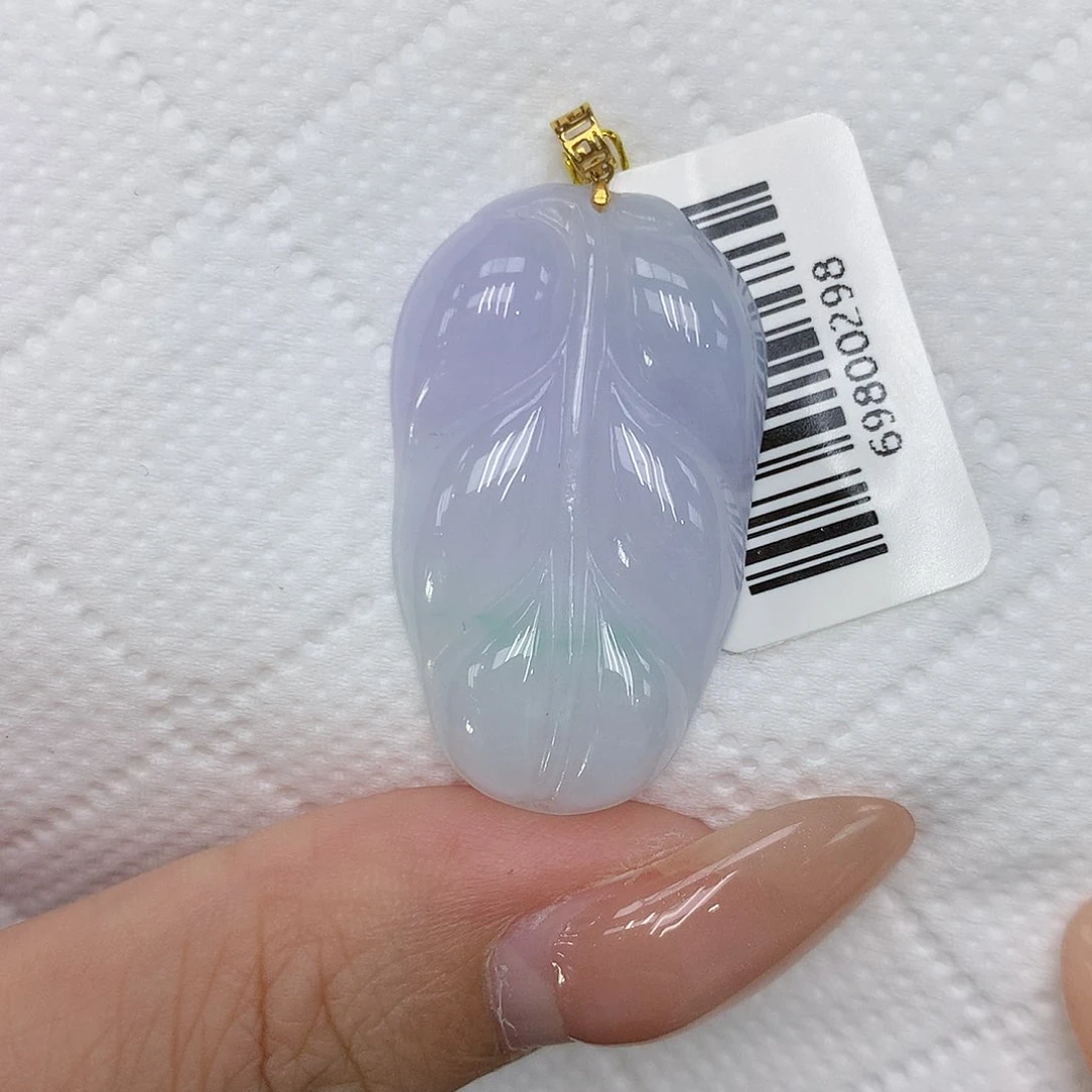 颈饰18K金镶嵌翡翠