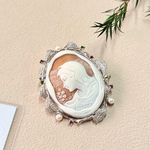 【六六中古】孤品贝壳配淡水珍珠石榴石s925胸针吊坠两用ad5614