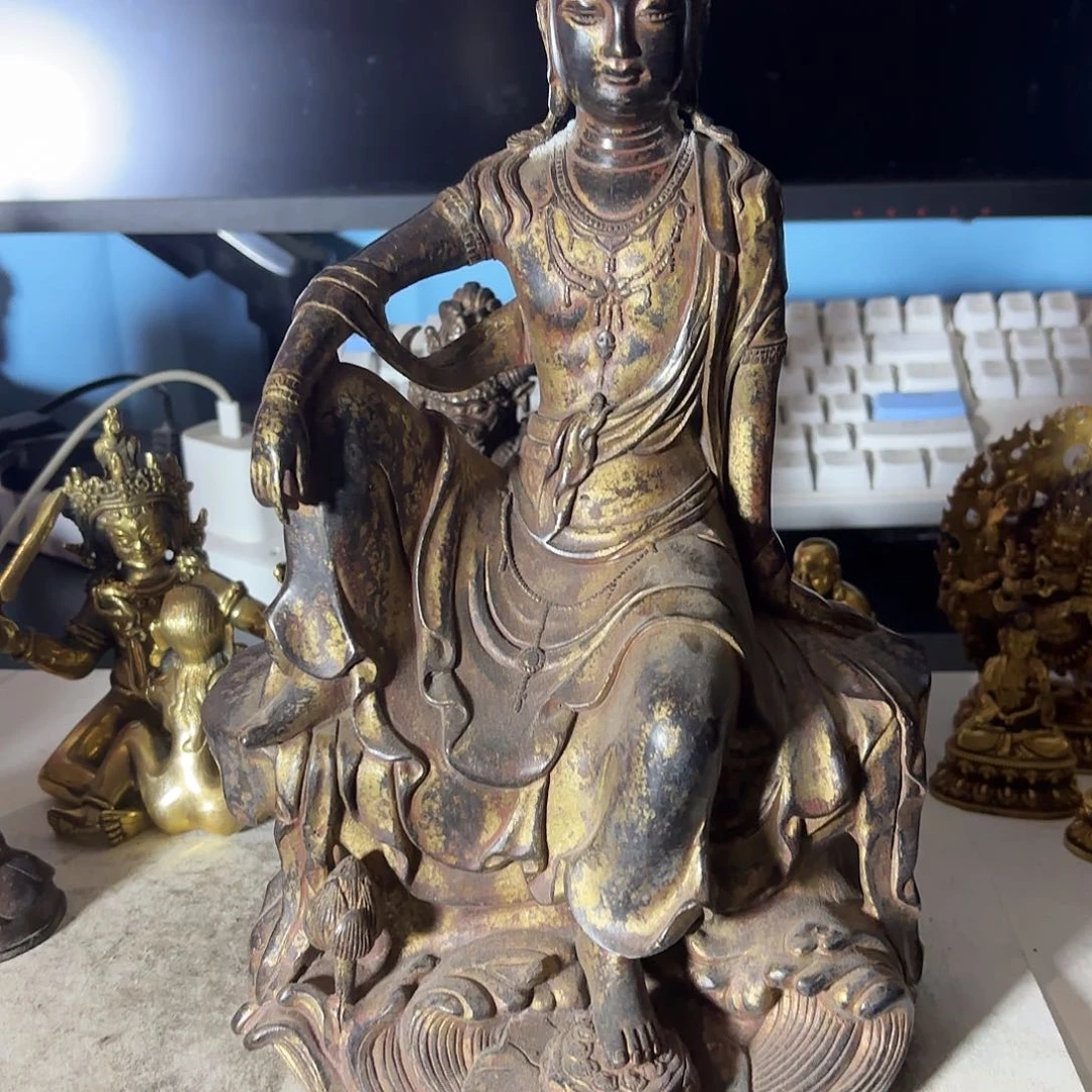 浮*汇水月观音黄铜摆件