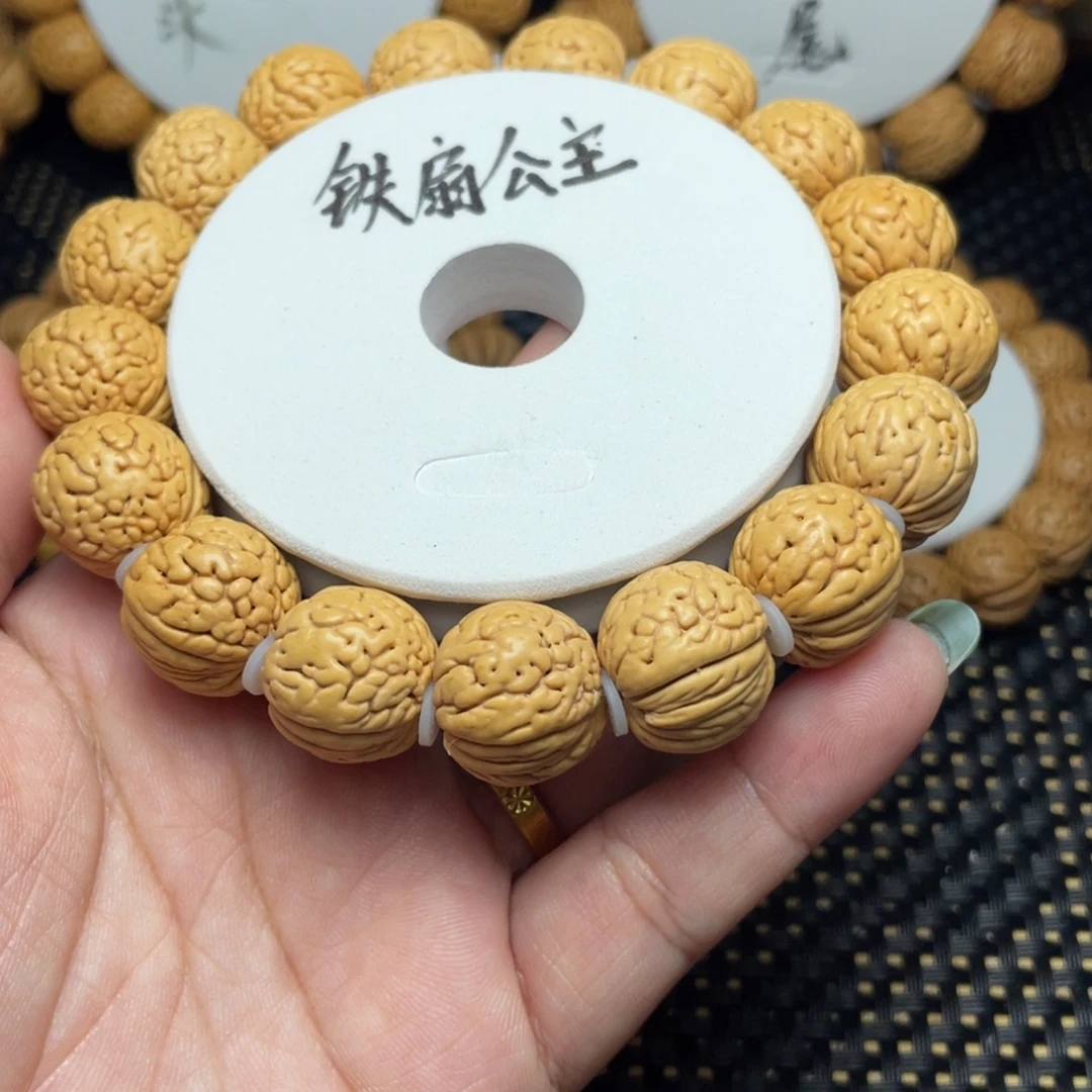 我***1大叶紫檀（黑酸枝木类）皮质规整度真高！