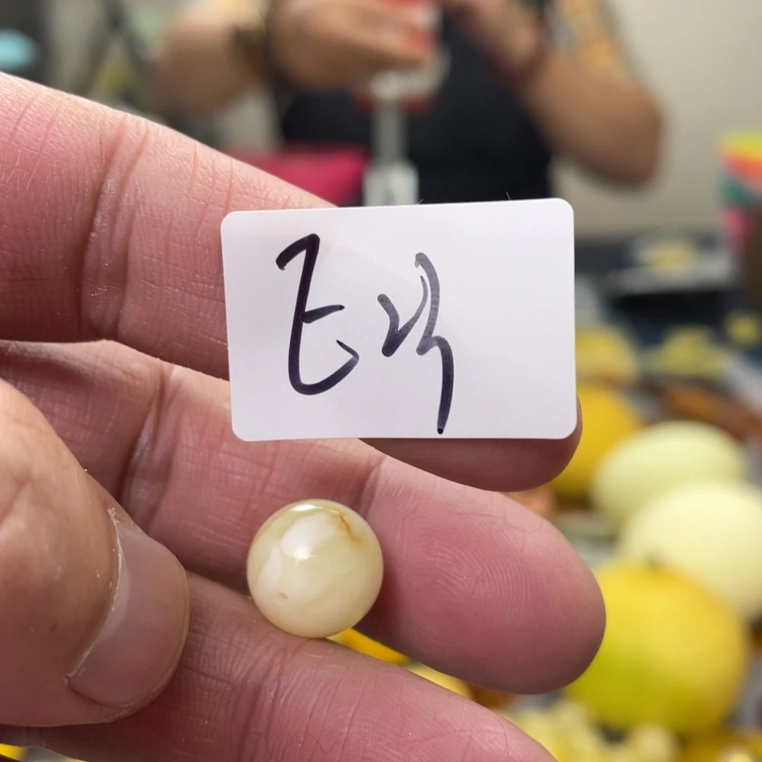 手链琥珀未镶嵌多样性发，发其中一件