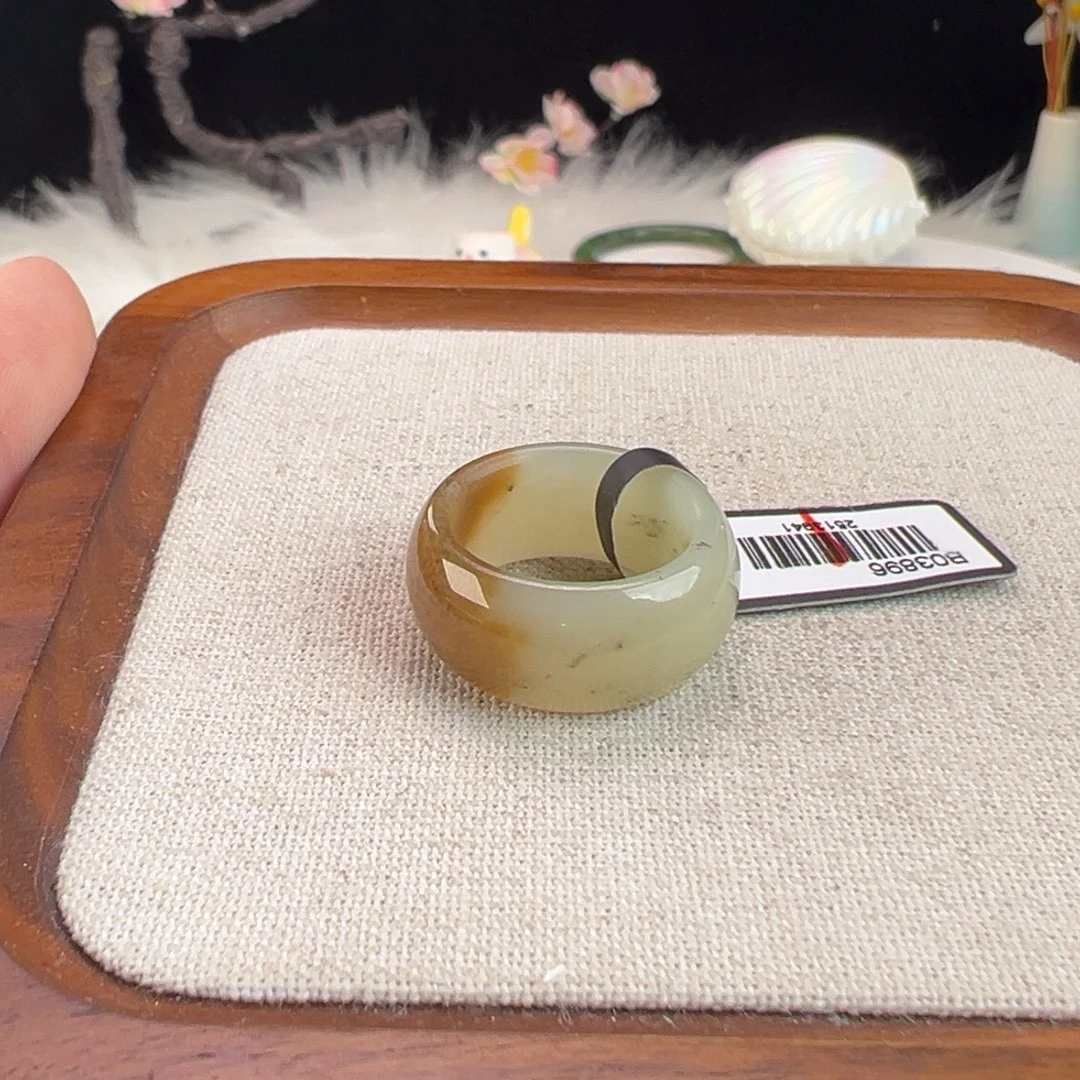 和田玉未镶嵌戒指w53一口糖轮胎16.6不退不换