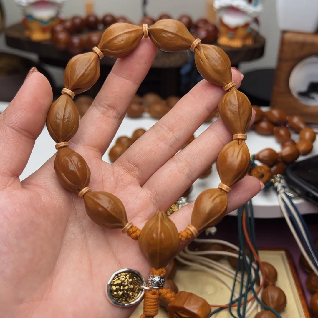 世***姐手串/手链橄榄核梅林铁核14×23三通去霜款三面佛