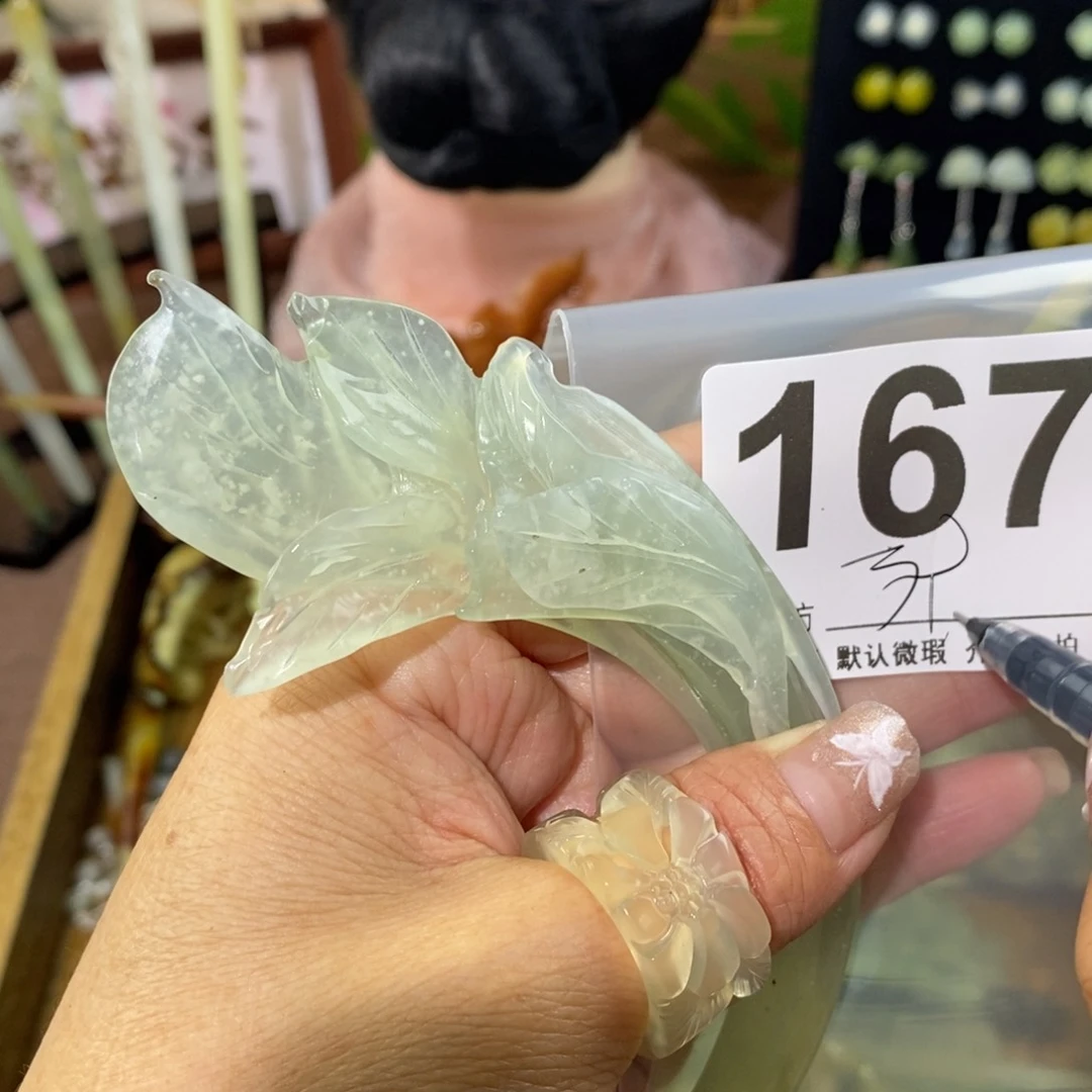 蛇纹石玉未镶嵌玉簪亭