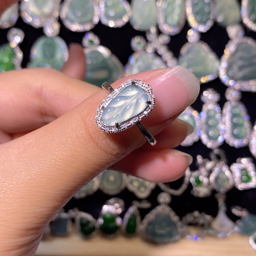 翡翠未镶嵌颈饰天然